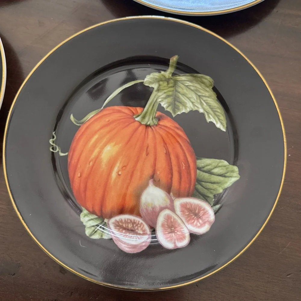 Williams Sonoma Harvest Pumpkin Plates 9